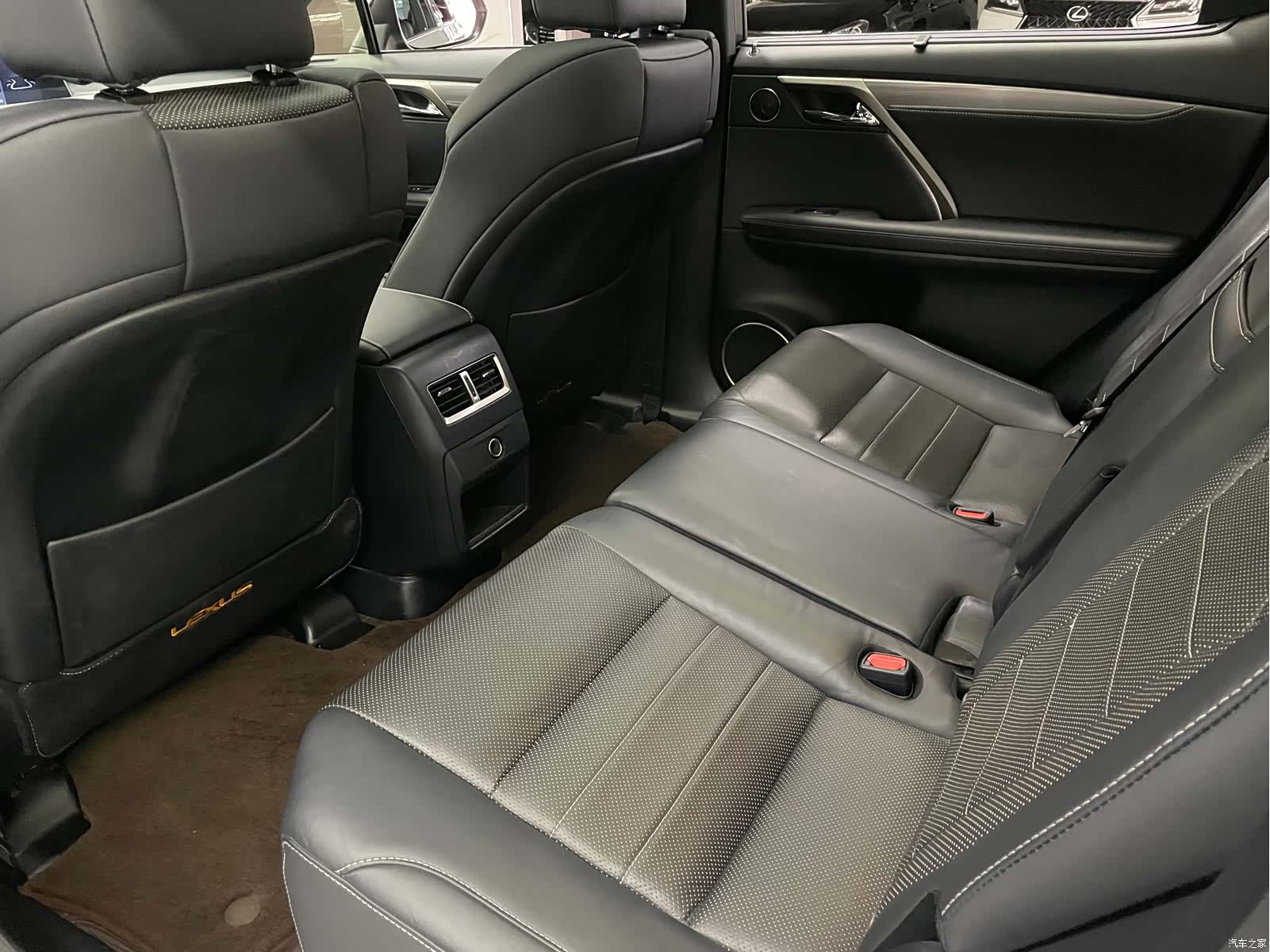 Lexus RX, 2017 23