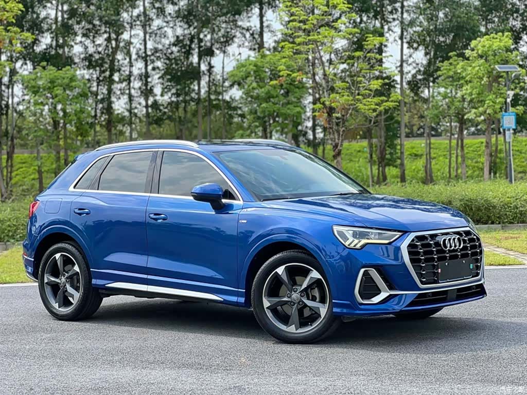 Audi Q3, 2019 4