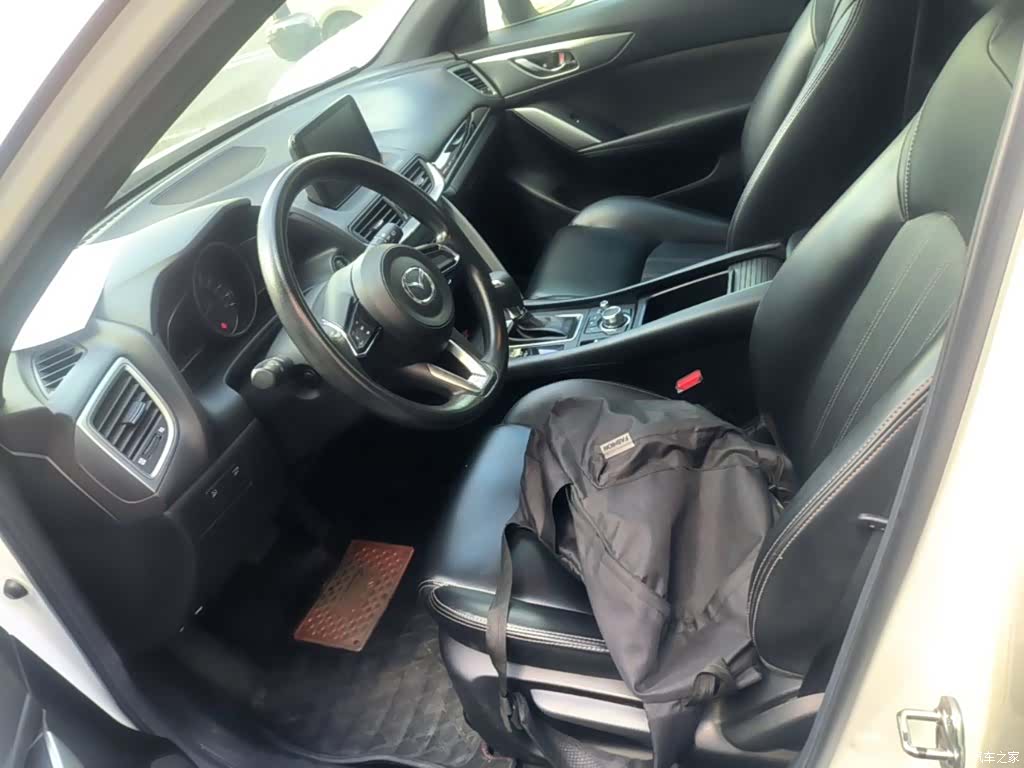 Mazda CX-4, 2018 15