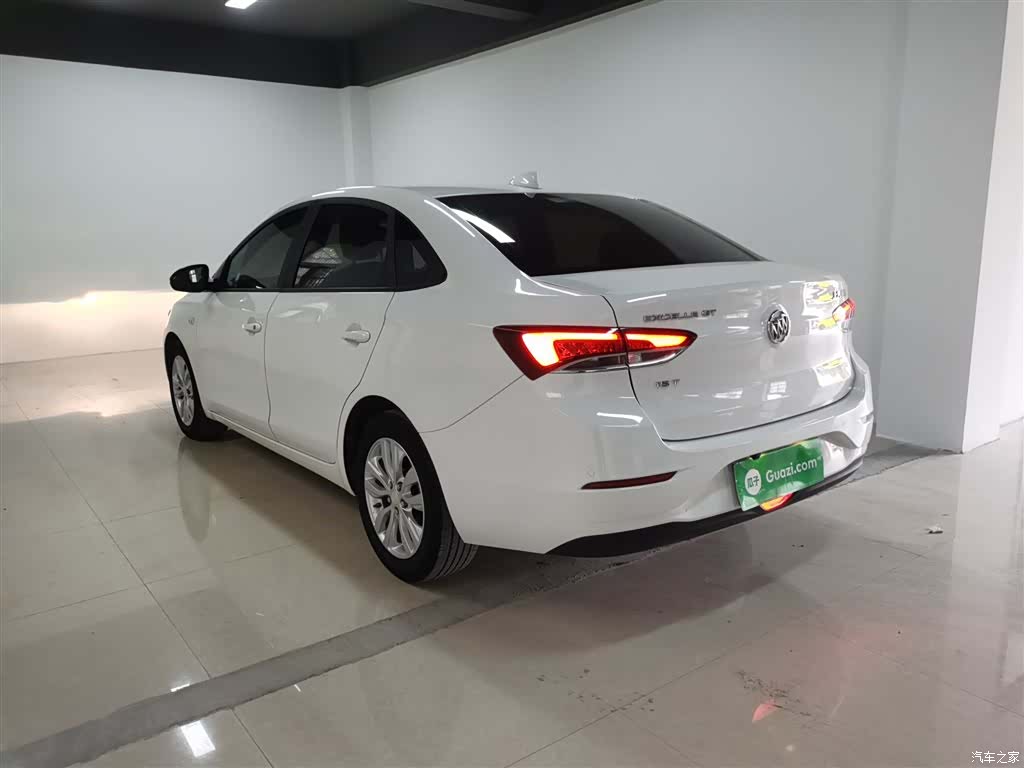 Buick V, 2018 23
