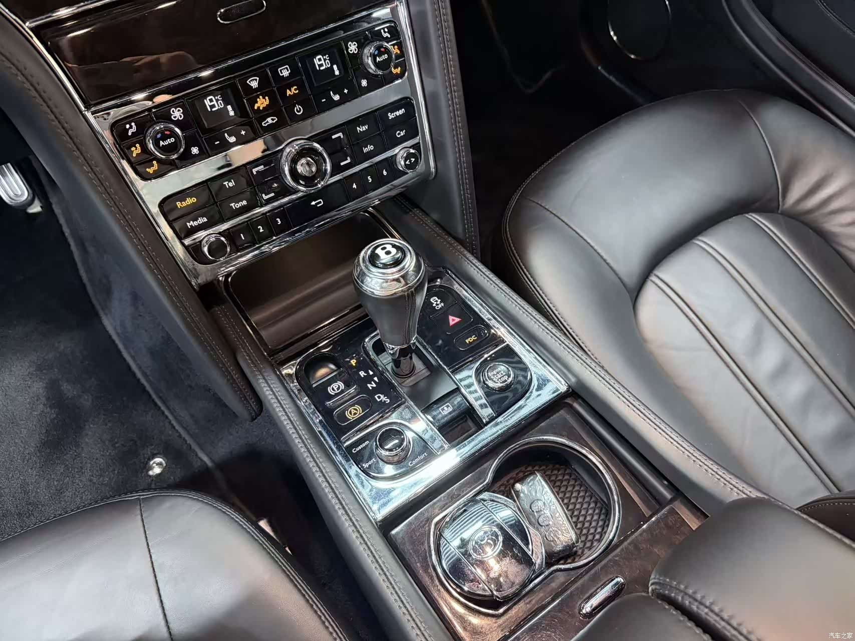 Bentley Mulsanne, 2015 20