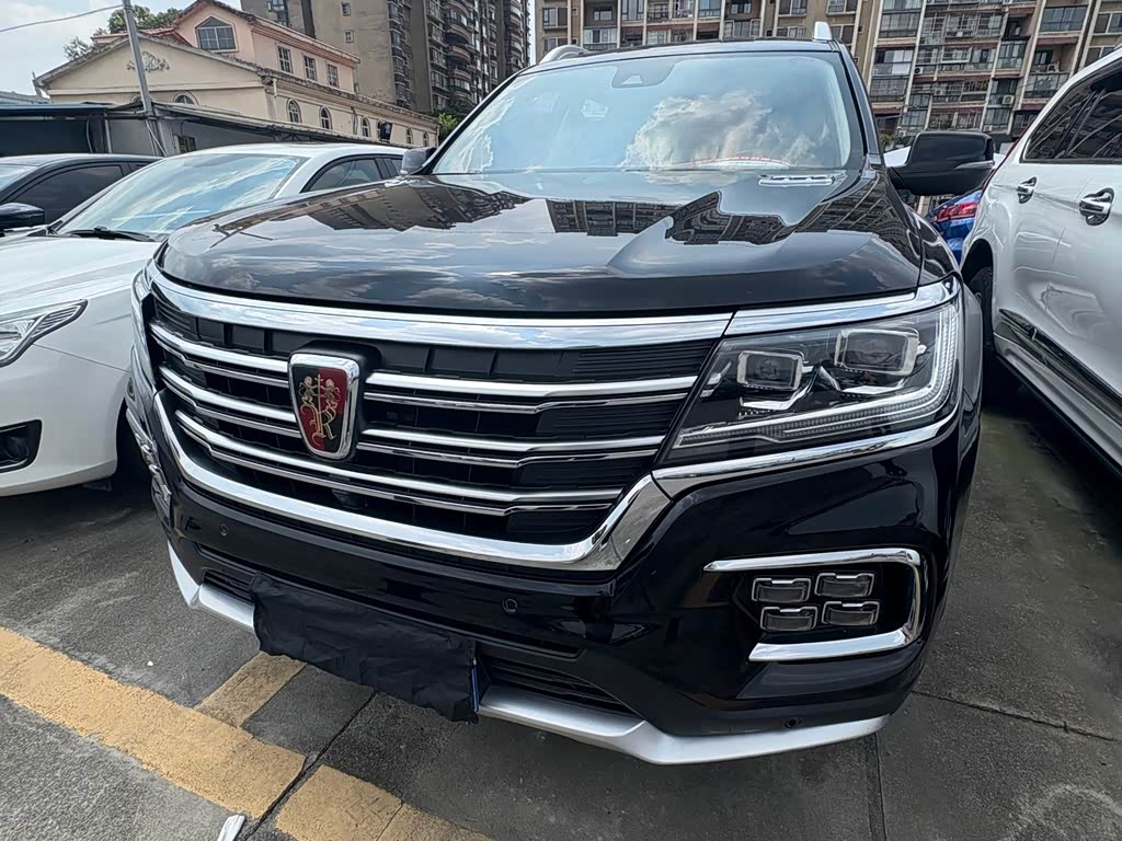 Roewe RX8