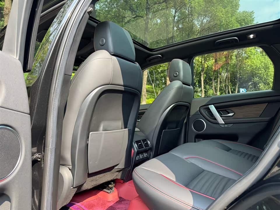 Land Rover Discover sports