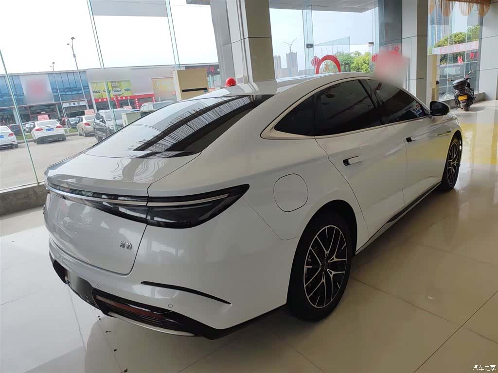 BYD Seal, 2023 7