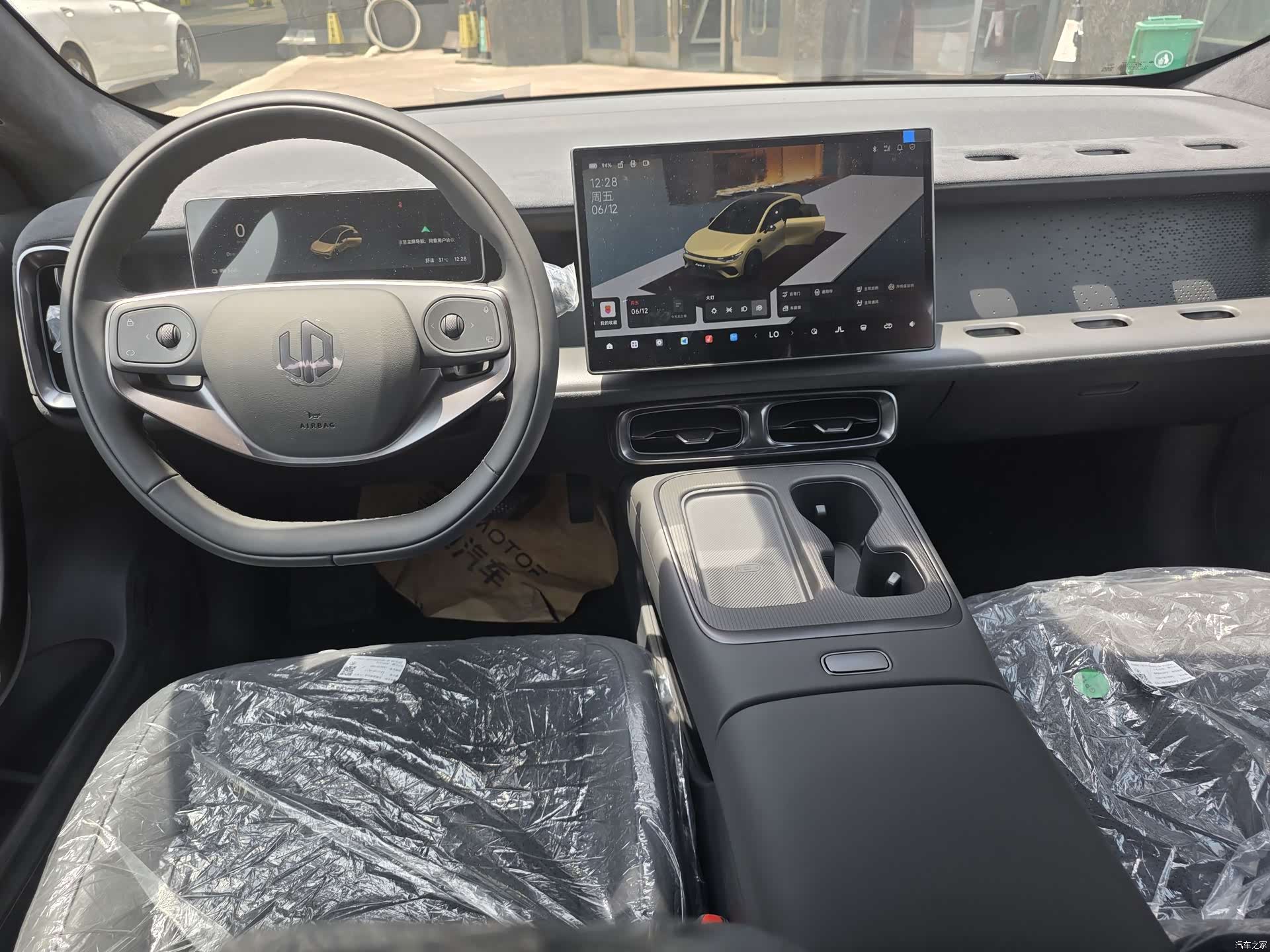 Leapmotor Lafa5, 2026 все фото