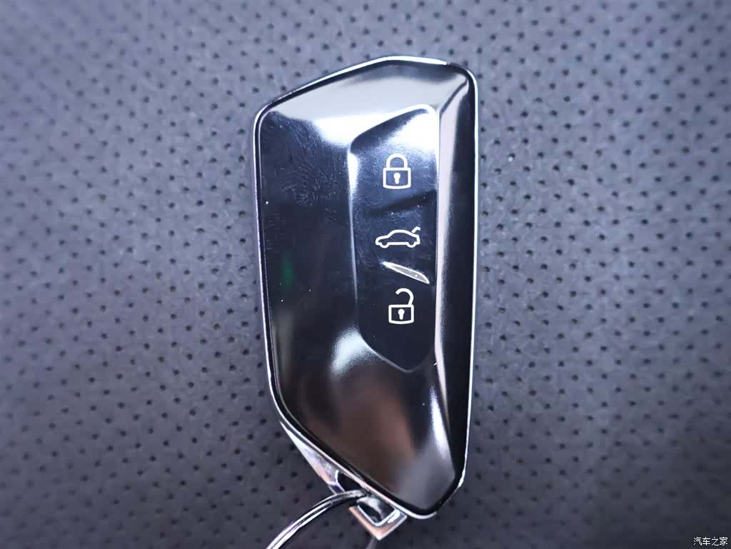 Volkswagen Teramont, 2025 25