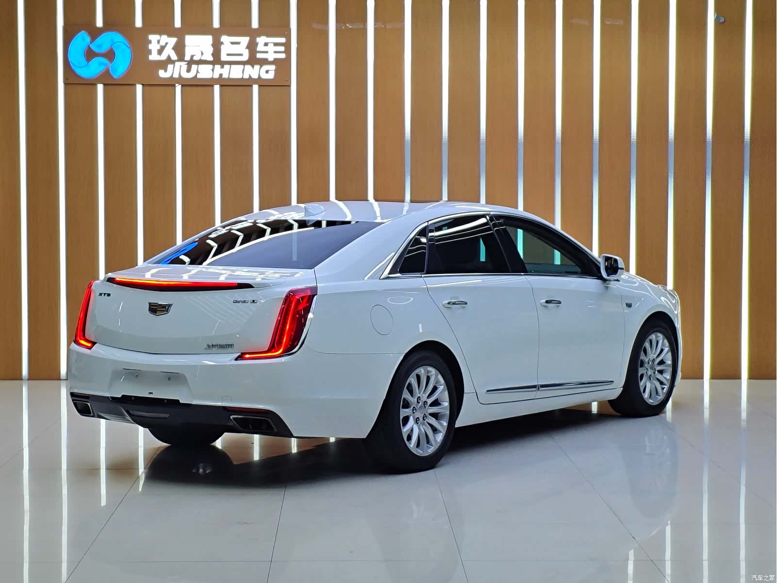 Cadillac XTS, 2018 17