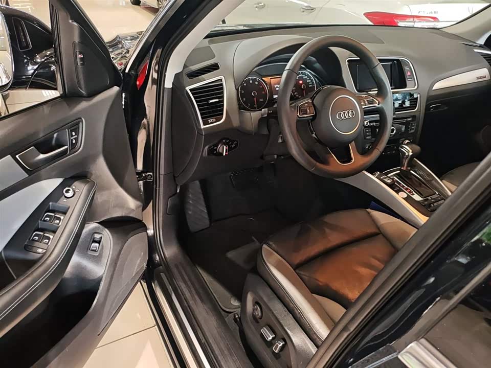 Audi Q5 Audi Q5