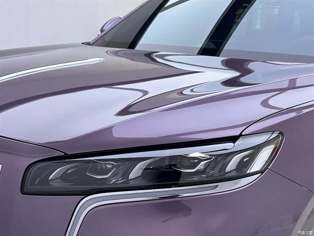 Hongqi HS6, 2026 13