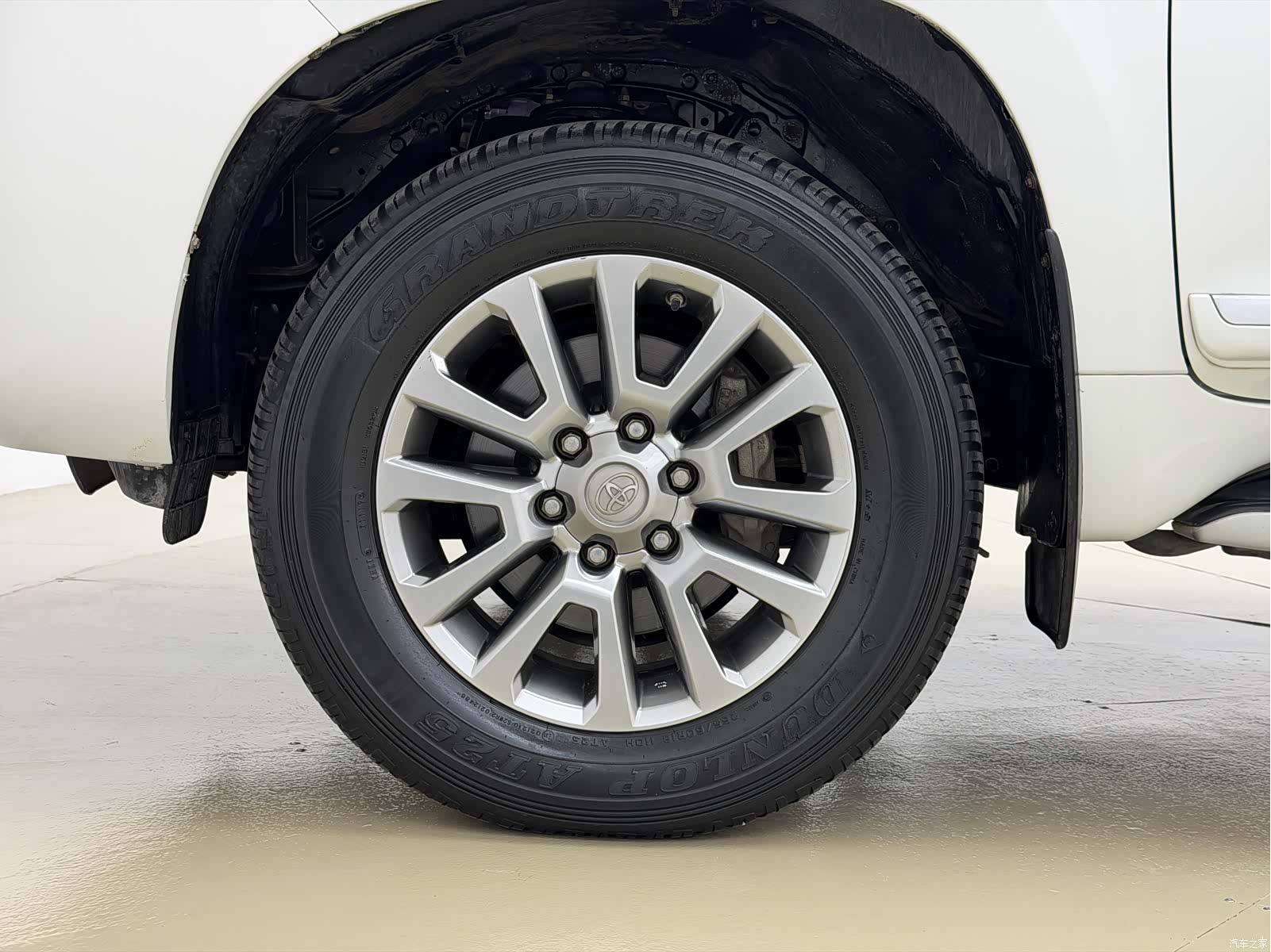 Toyota Prado, 2019 10