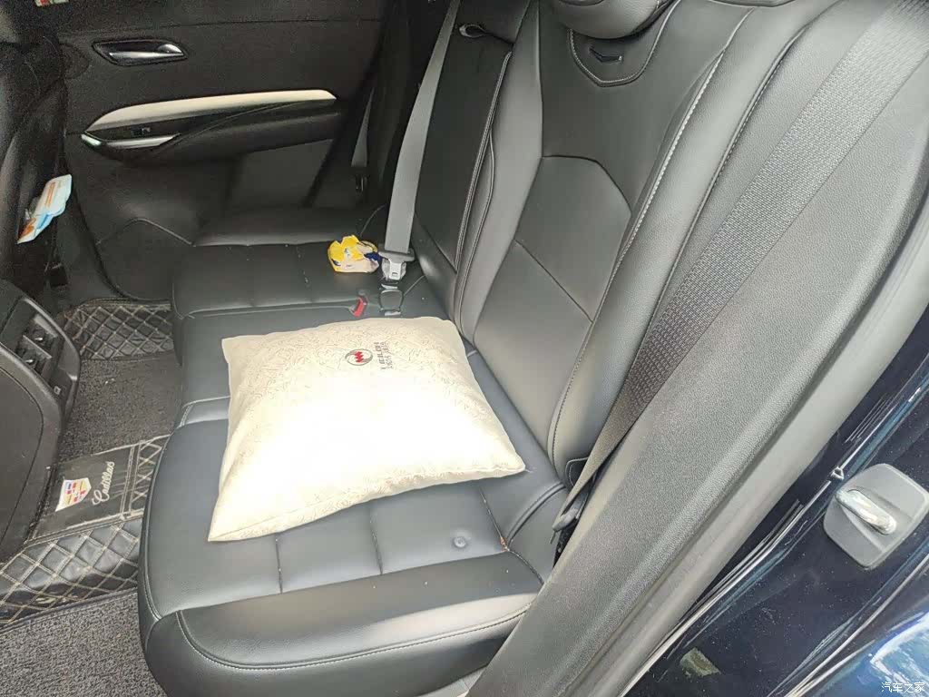 Cadillac XT4, 2021 15