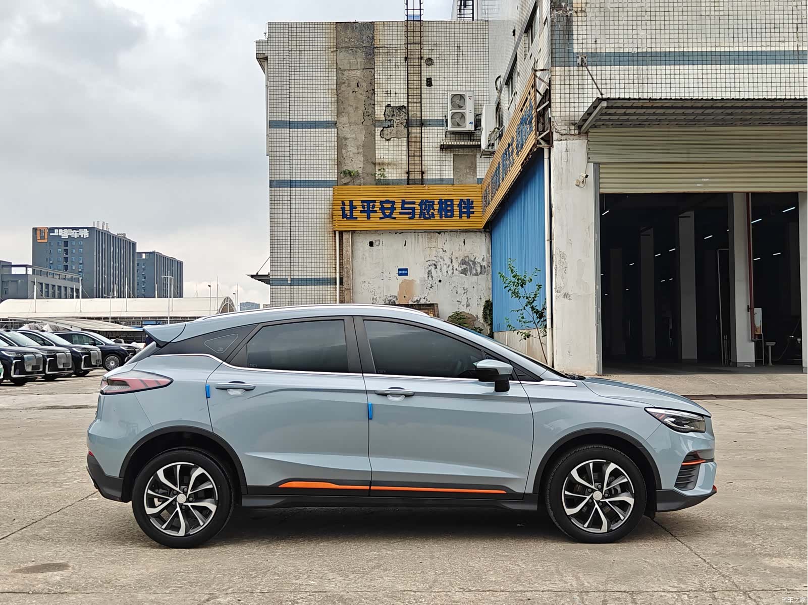 Geely Emgrand, 2022 8
