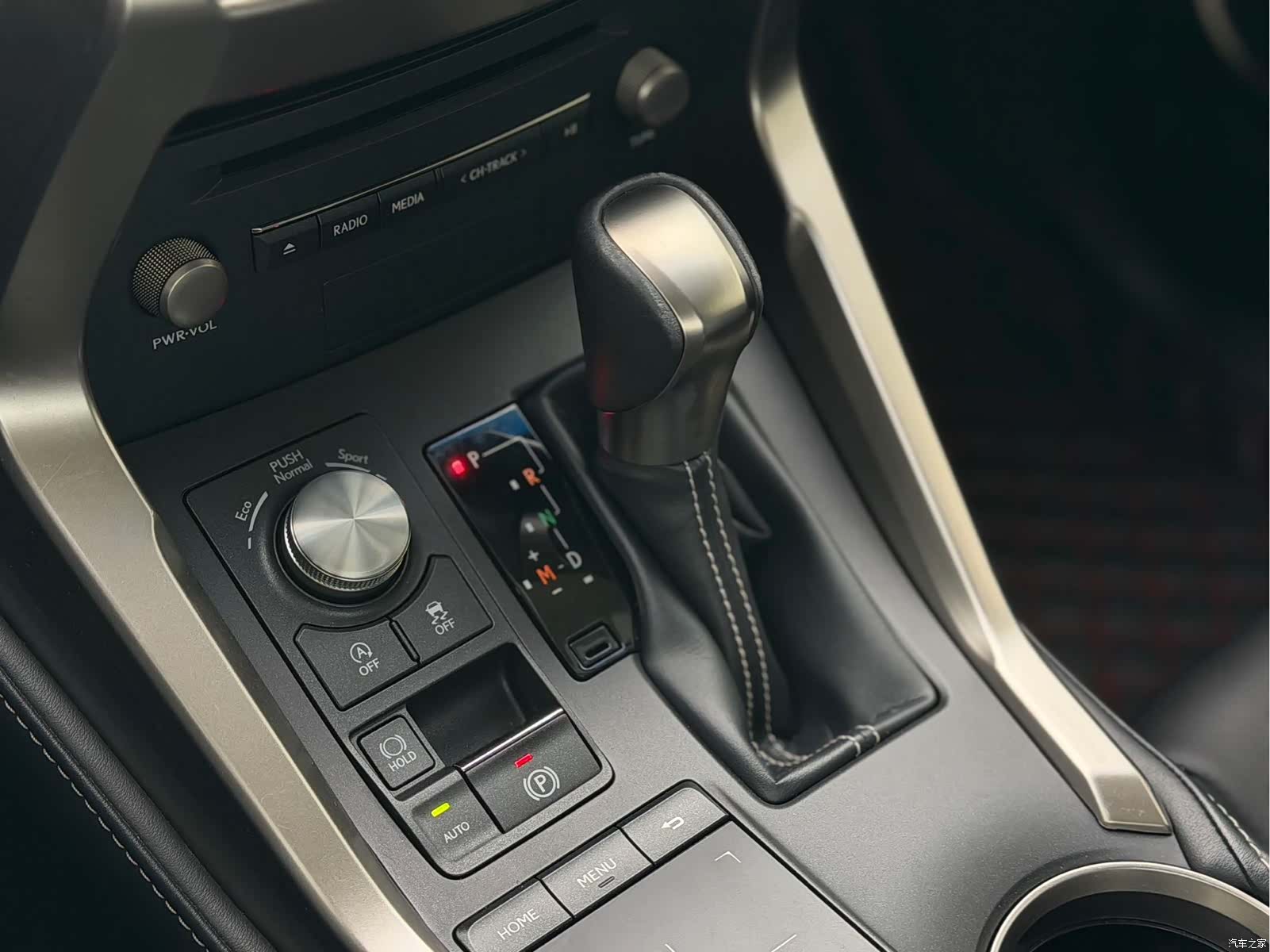 Lexus NX, 2018 14