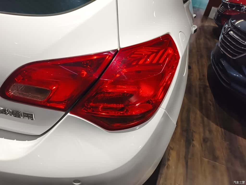 Buick XT, 2015 8