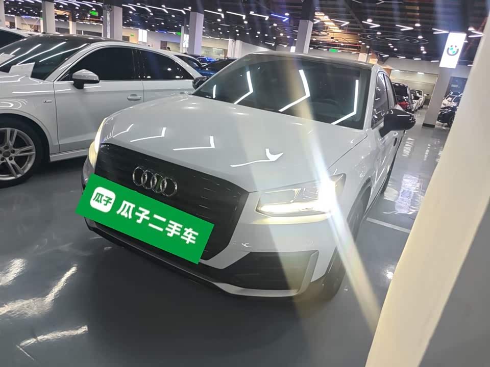 Audi Q2L