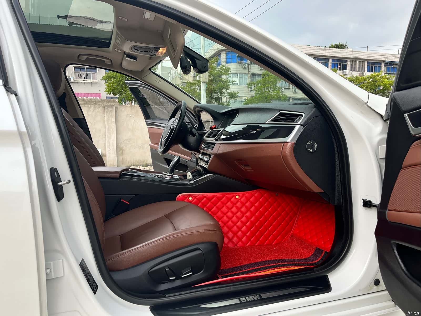 BMW 5 Series, 2016 13