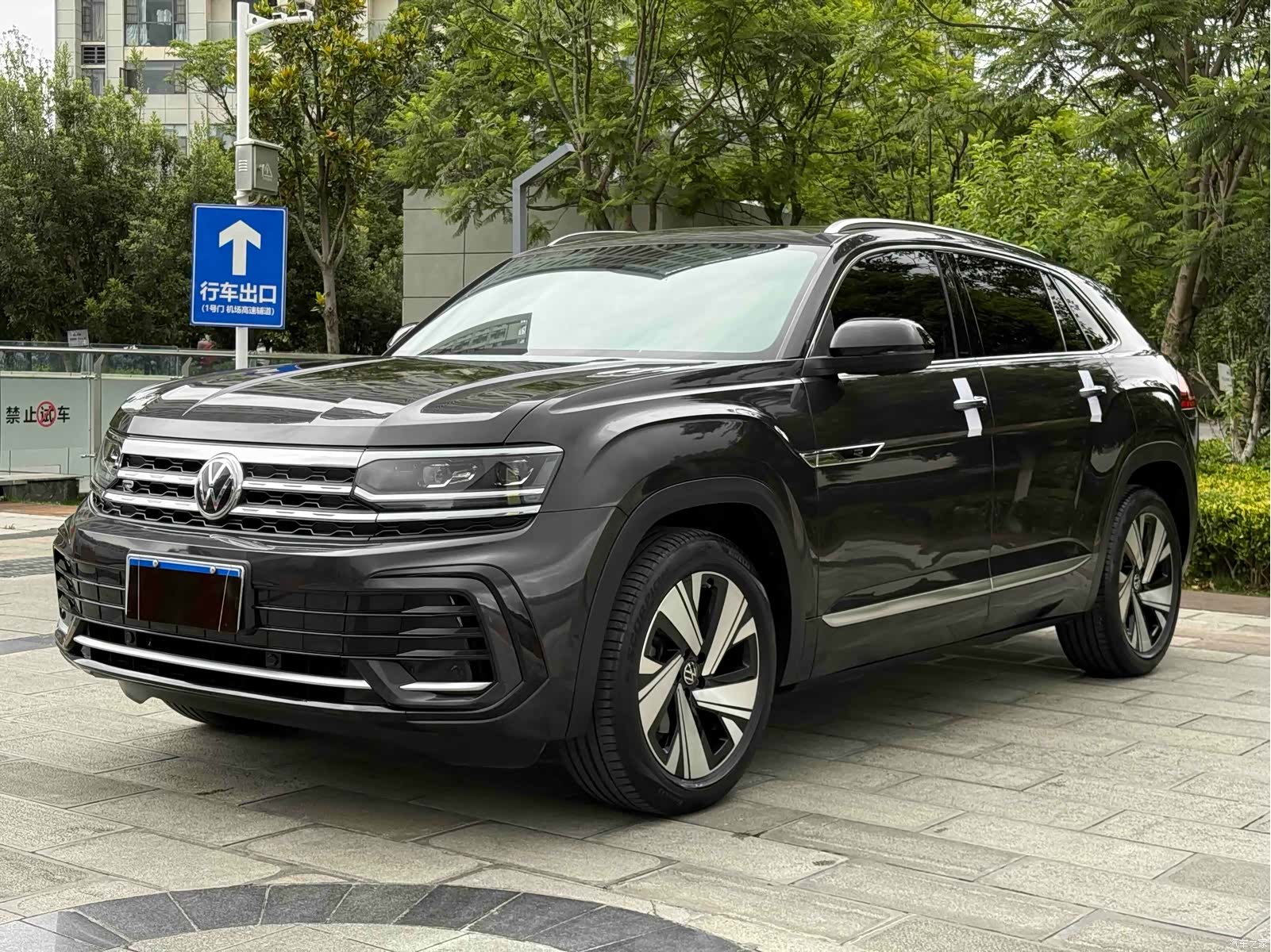 Volkswagen Teramont X, 2022 1