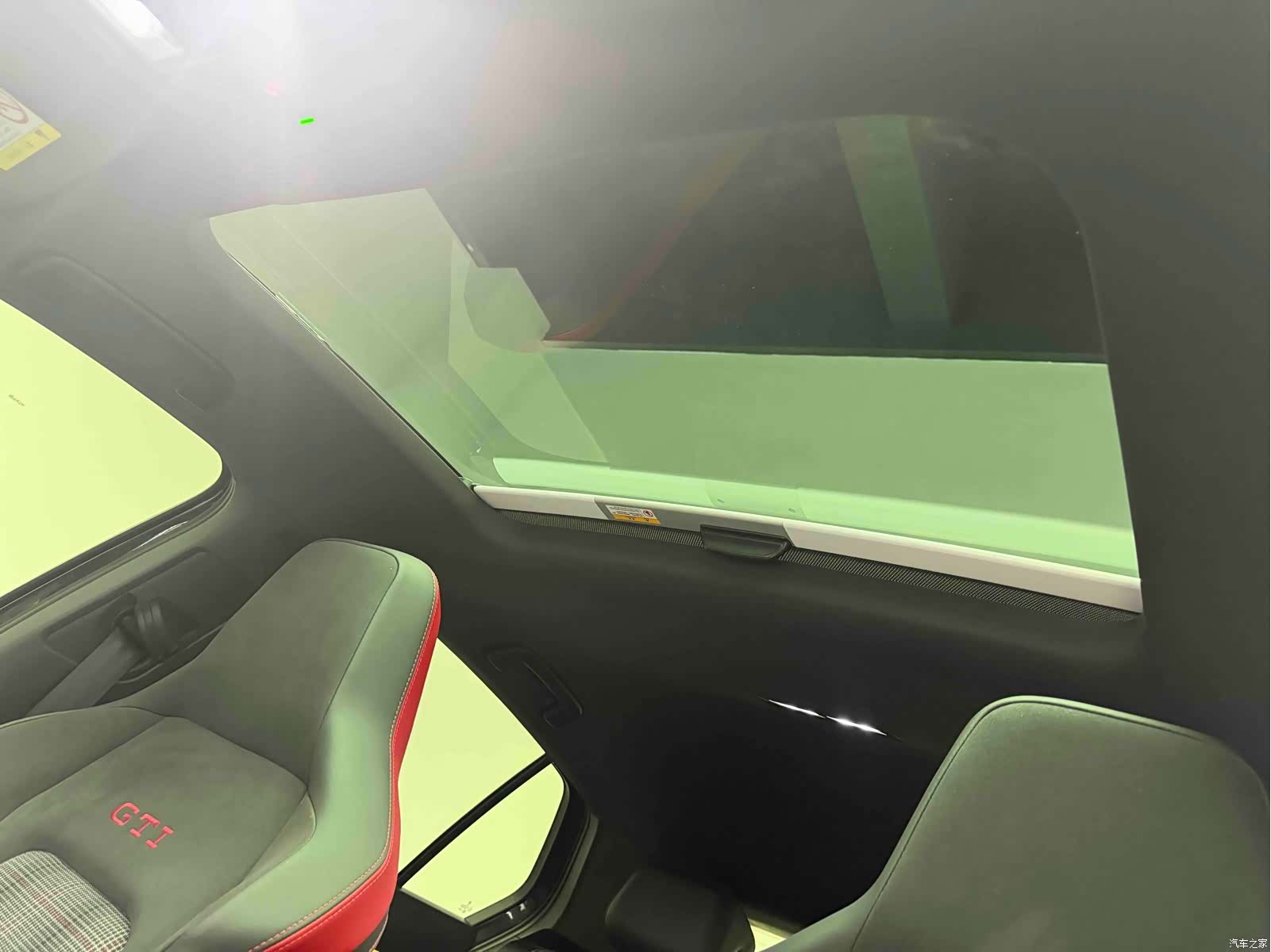 Volkswagen Golf, 2026 12