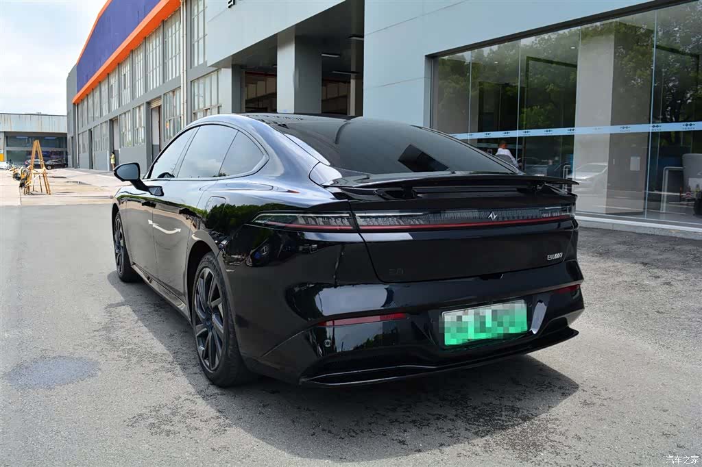 DongFeng eπ007, 2025 все фото