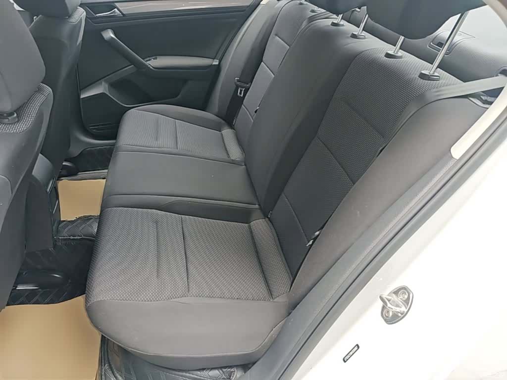 Volkswagen Bora, 2017 17