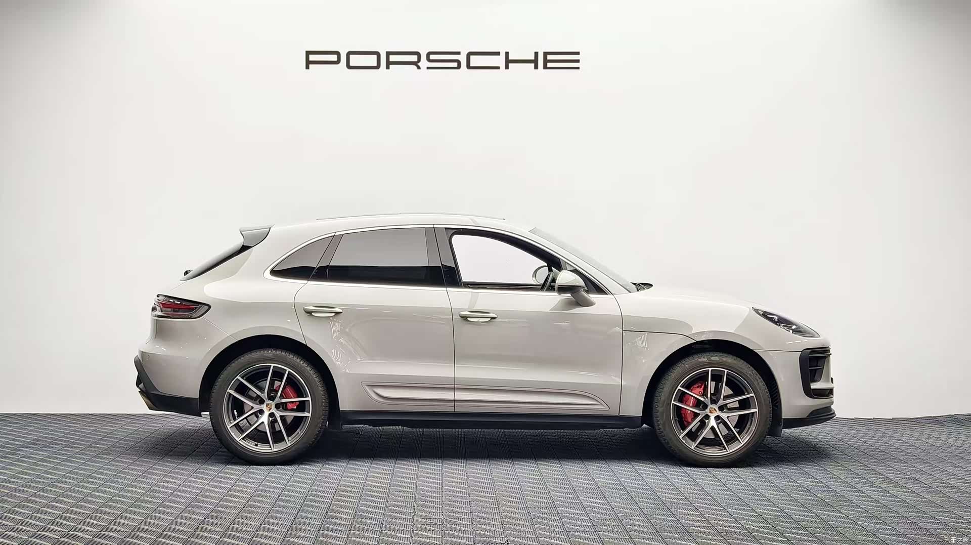 Porsche Macan, 2022 8