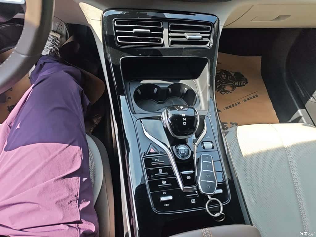 BYD Qin, 2024 14