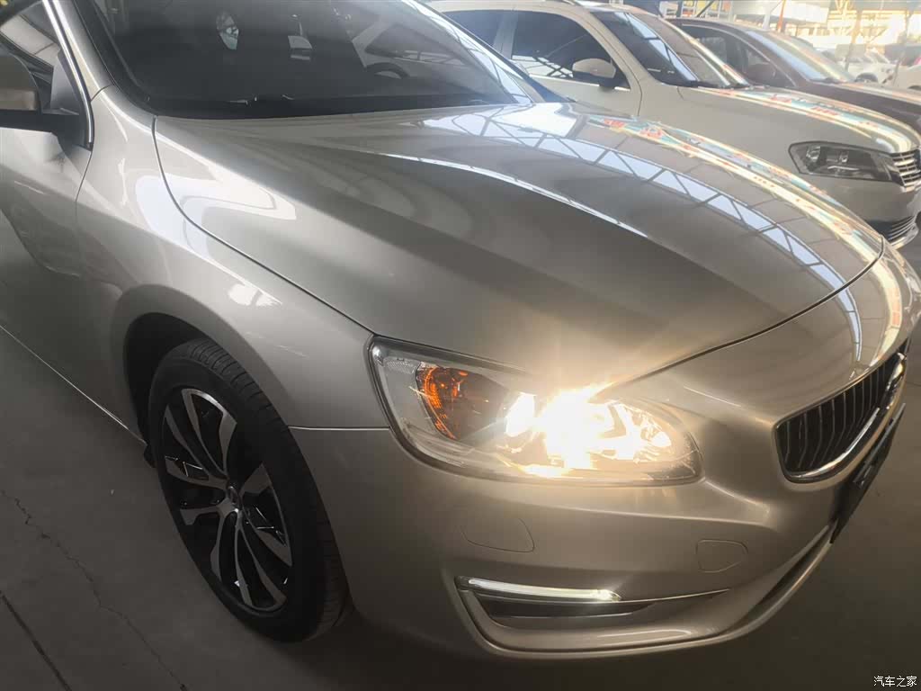 Volvo S60, 2019 22