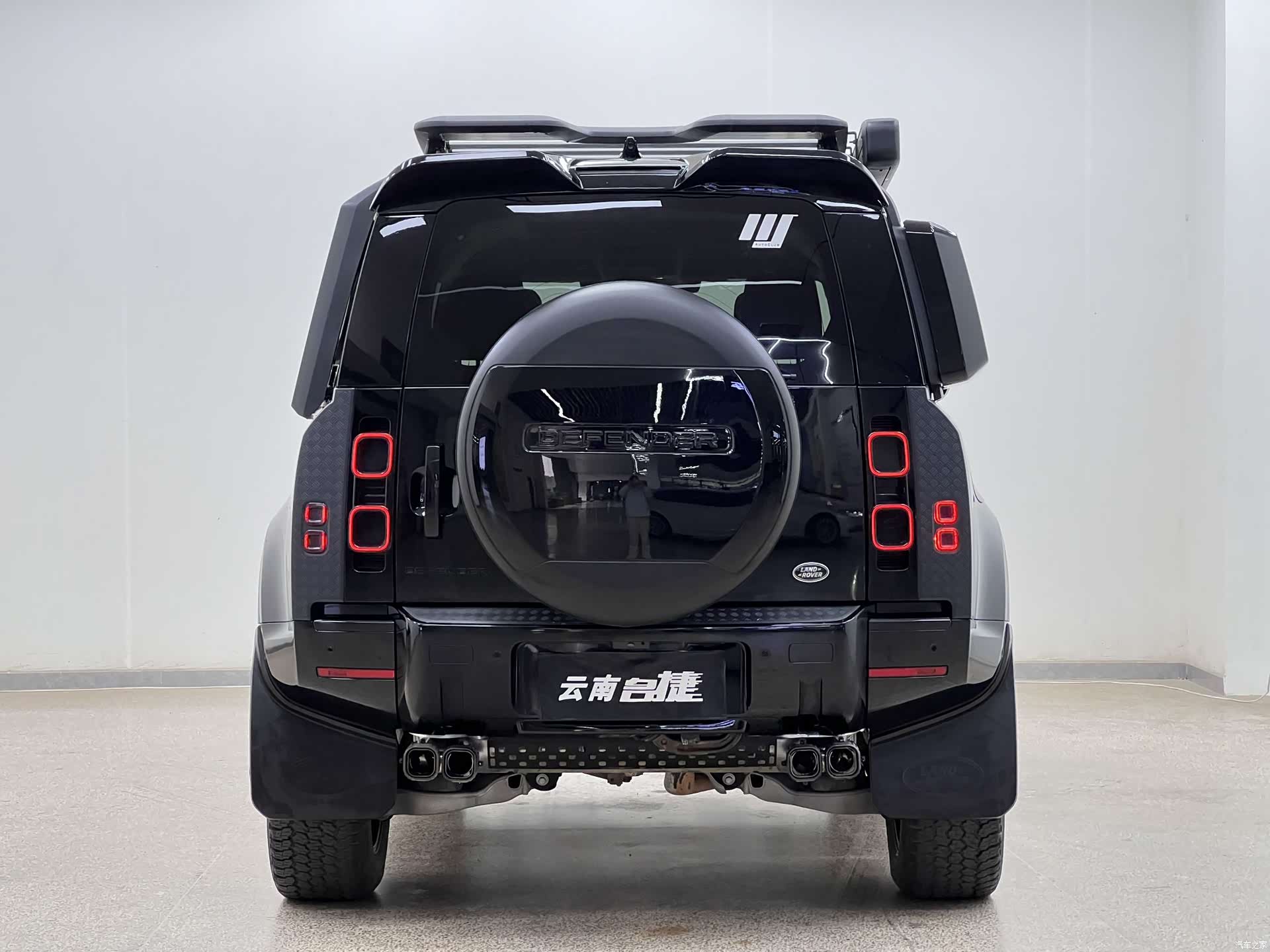 Land Rover Defender, 2022 все фото