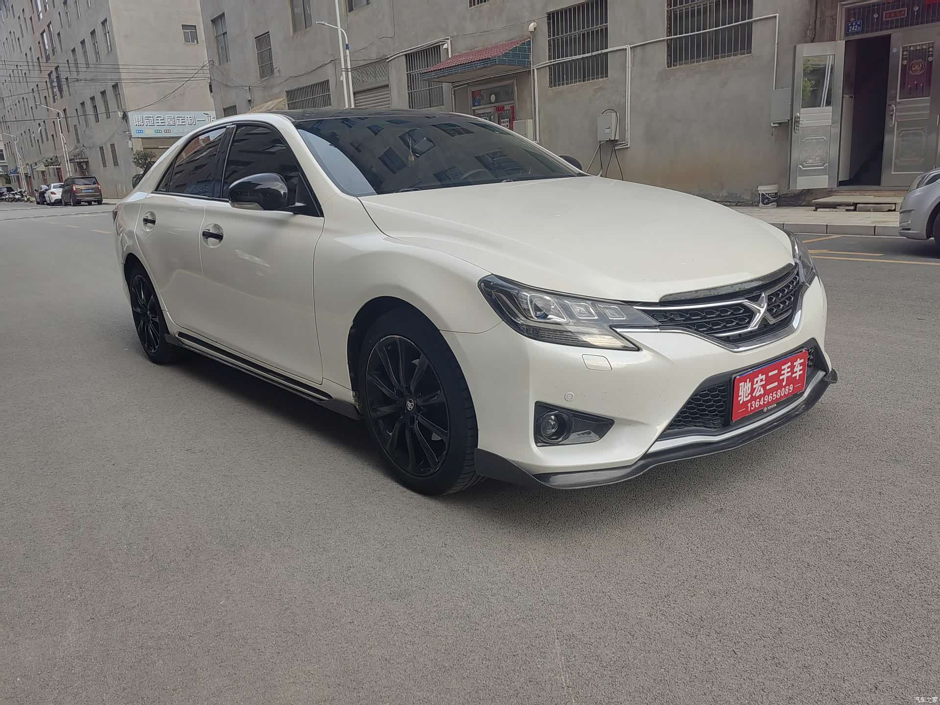 Toyota 2.5V, 2015 4