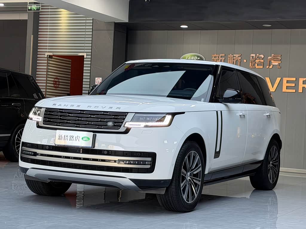 Land Rover Range Rover 2023 3.0 L6 400PS мест Long Wheelbase