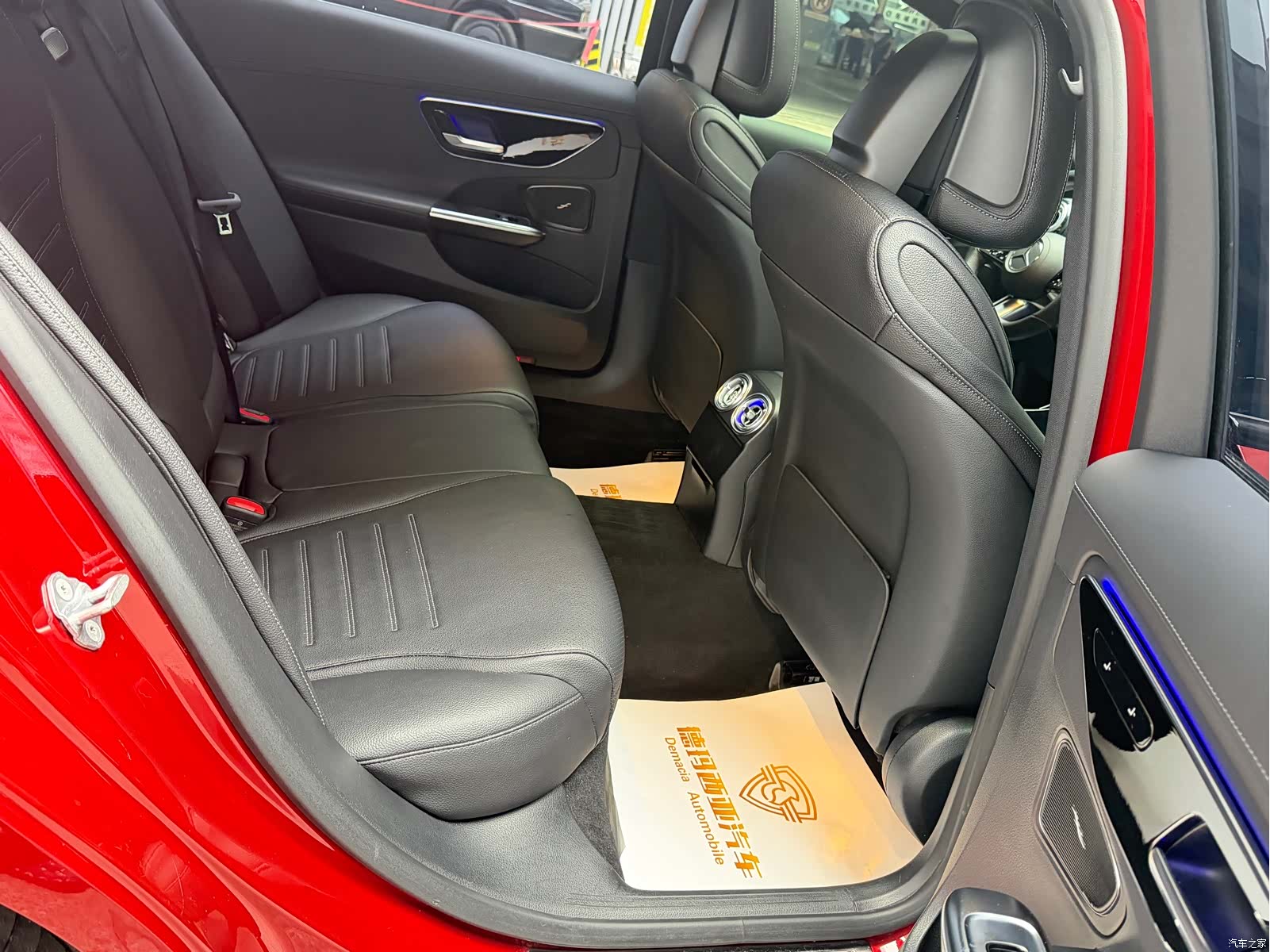 Mercedes-Benz C-Class, 2021 13