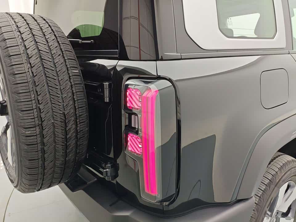 Beijing BJ40 range extension