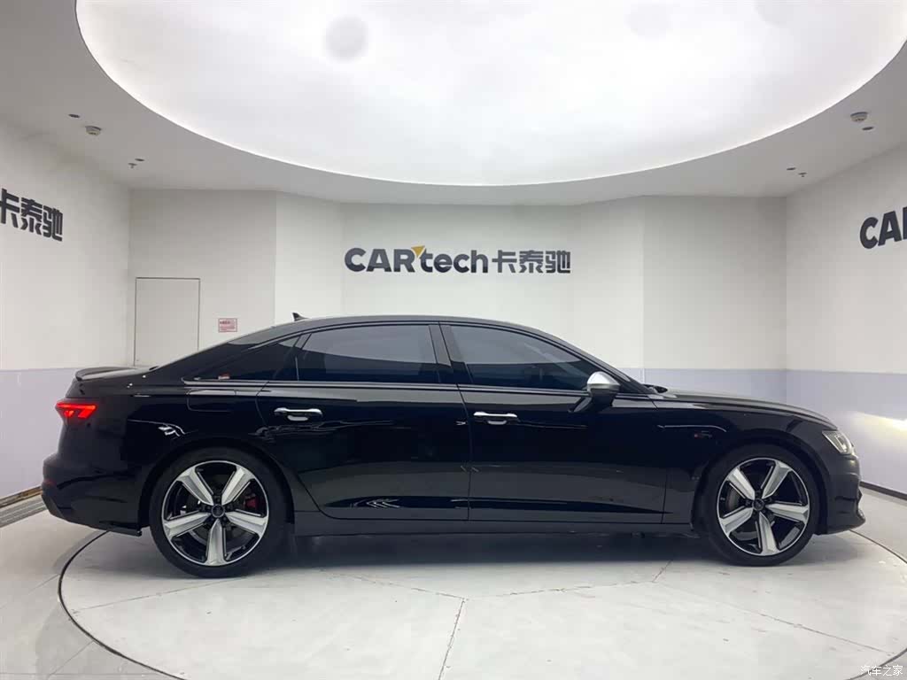 Audi A6L, 2020 4