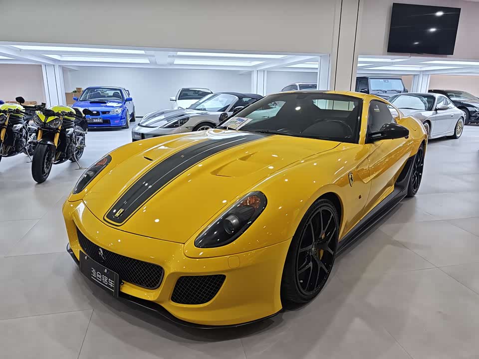 Ferrari 599