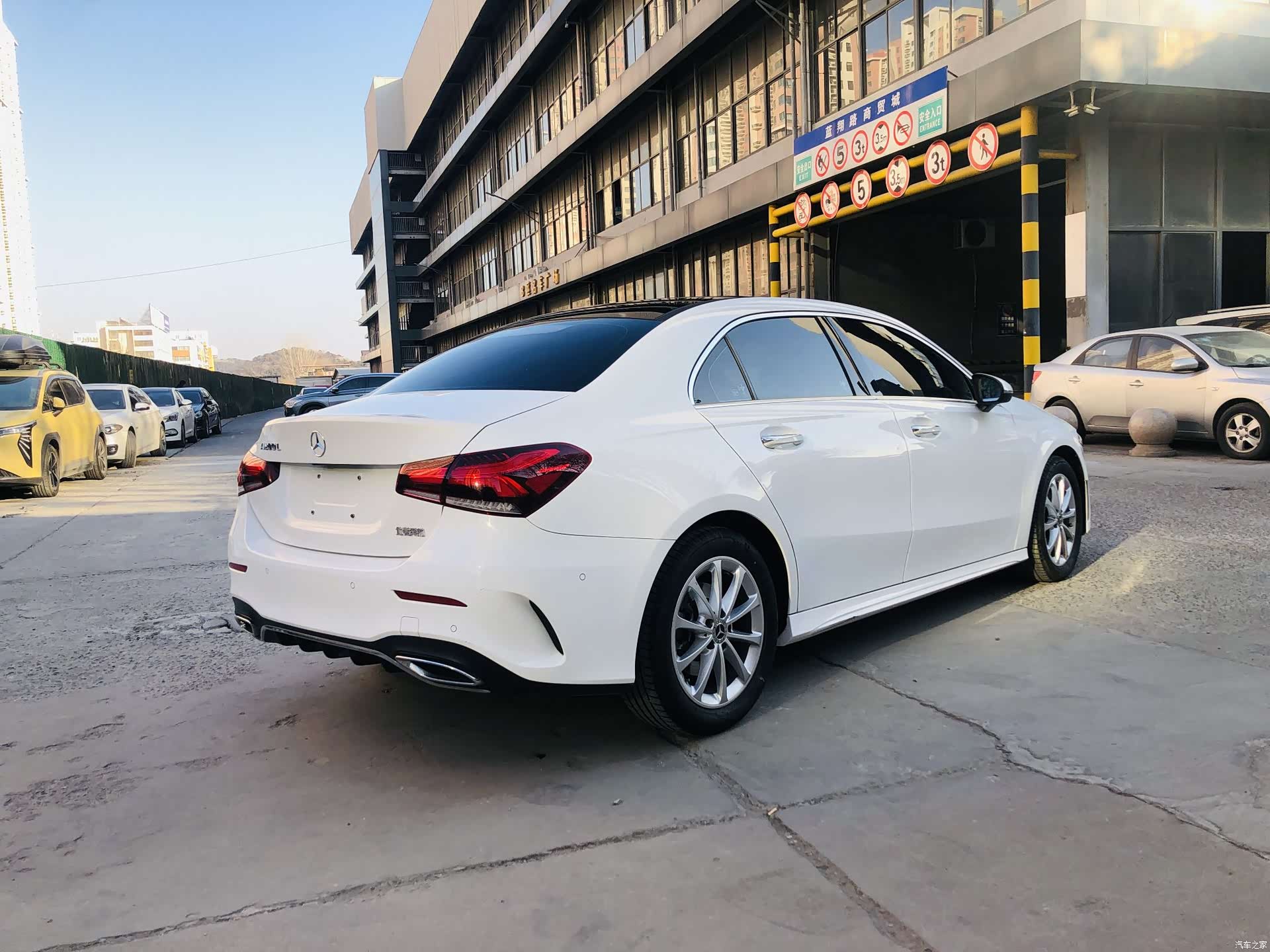 Mercedes-Benz A-Class, 2021 4