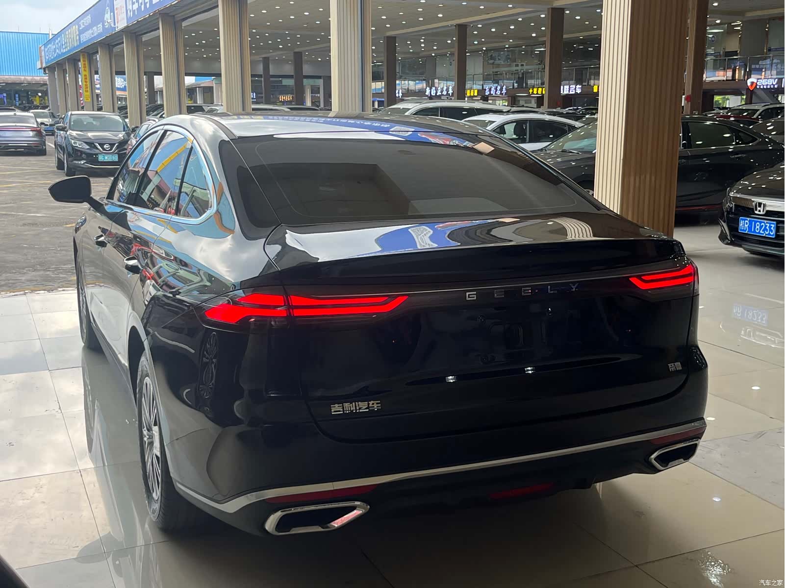 Geely Emgrand, 2026 8