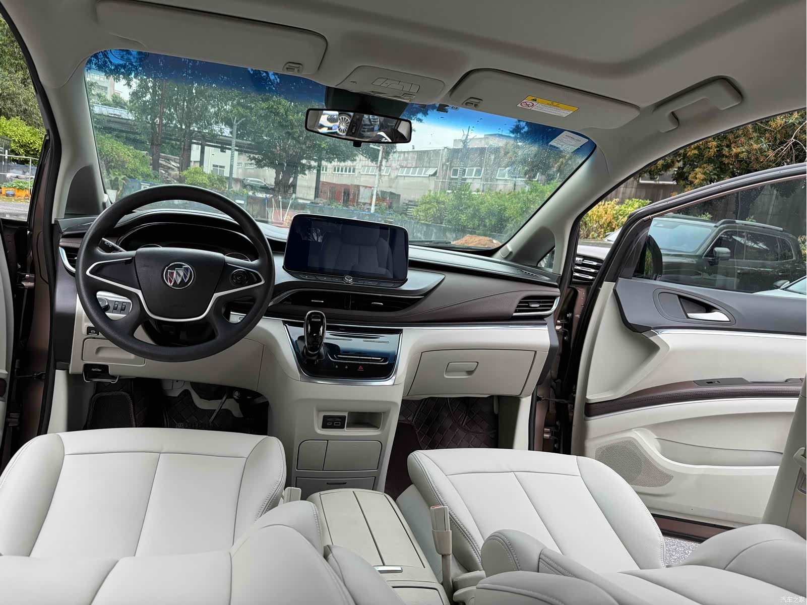Buick GL8, 2020 12