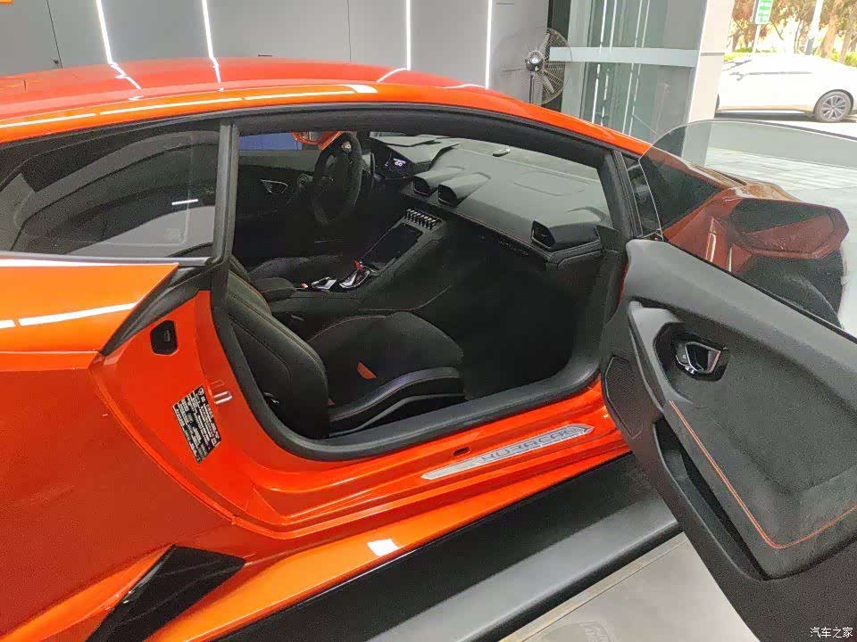 Lamborghini Huracán, 2022 4