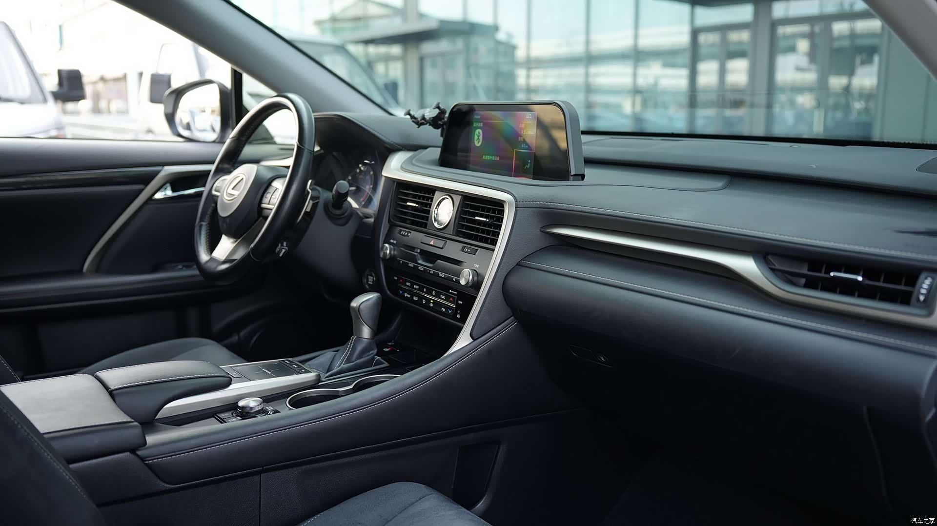 Lexus RX, 2022 10