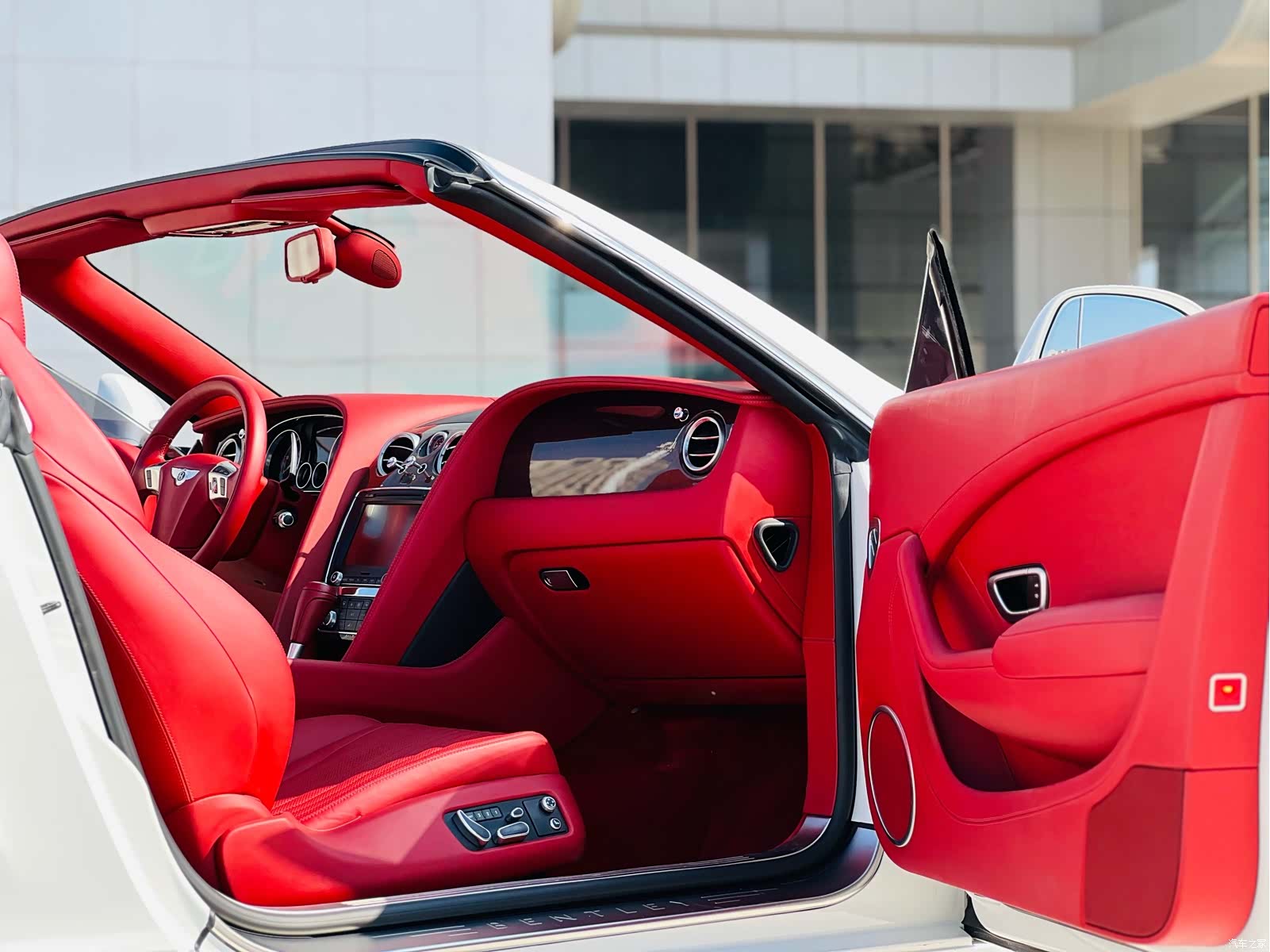 Bentley Continental GT, 2019 все фото