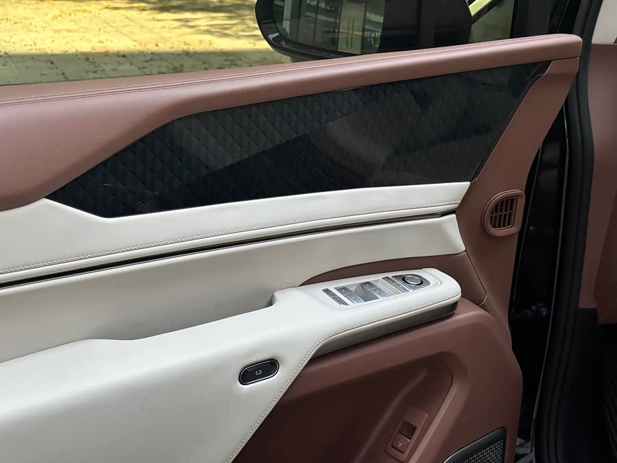 BYD Xia 2025, фото 11