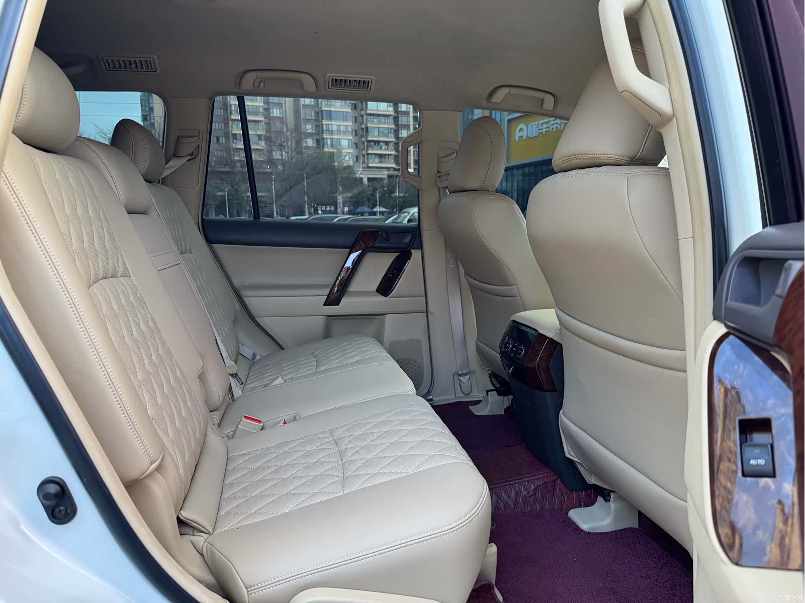 Toyota Prado, 2016 10