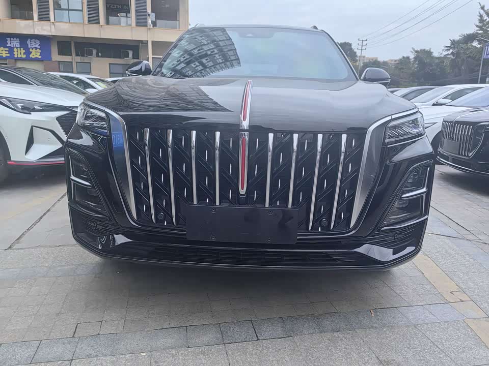 Hongqi HS5