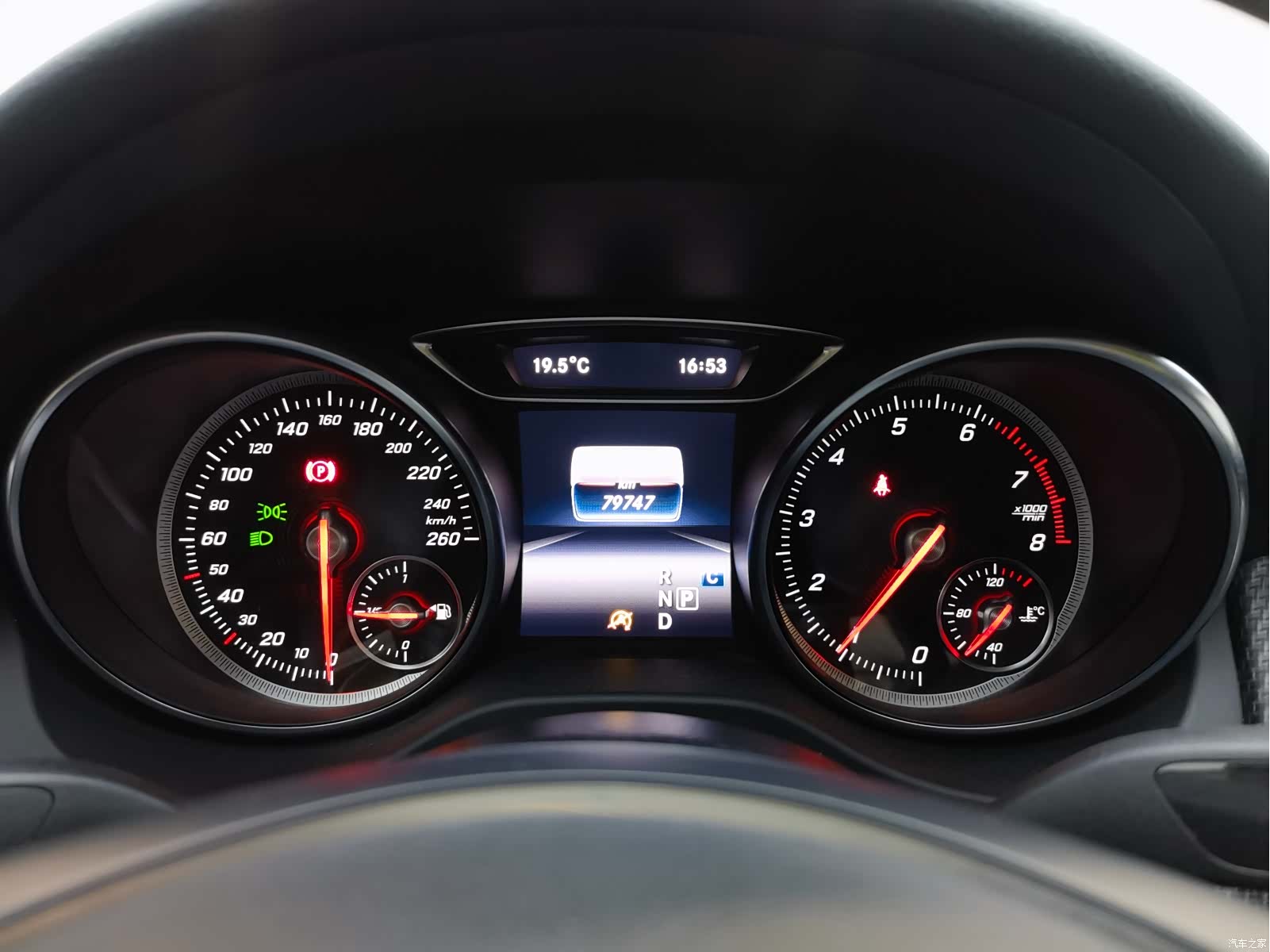 Mercedes-Benz GLA, 2018 4