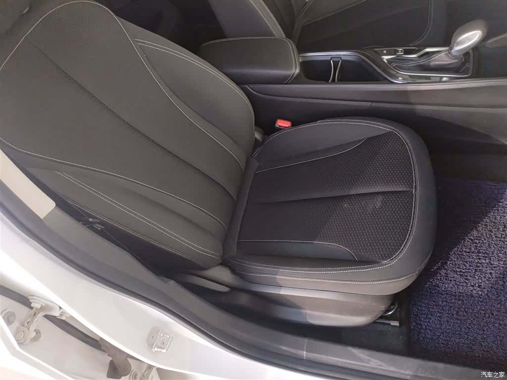 Buick Verano, 2022 19