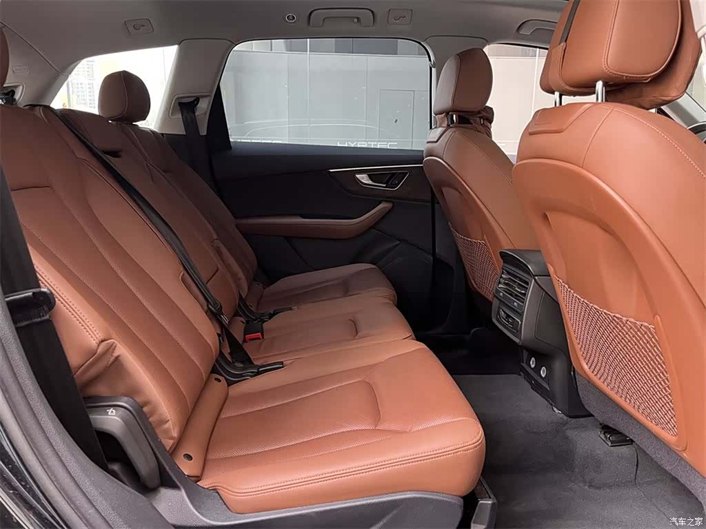 Audi Q7, 2023 7