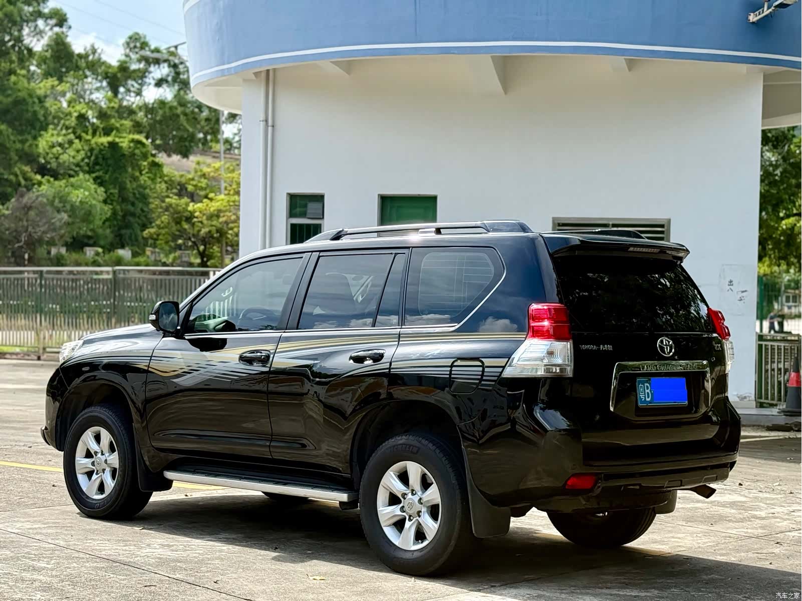 Toyota Prado, 2012 3