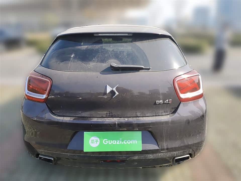 DS 4S