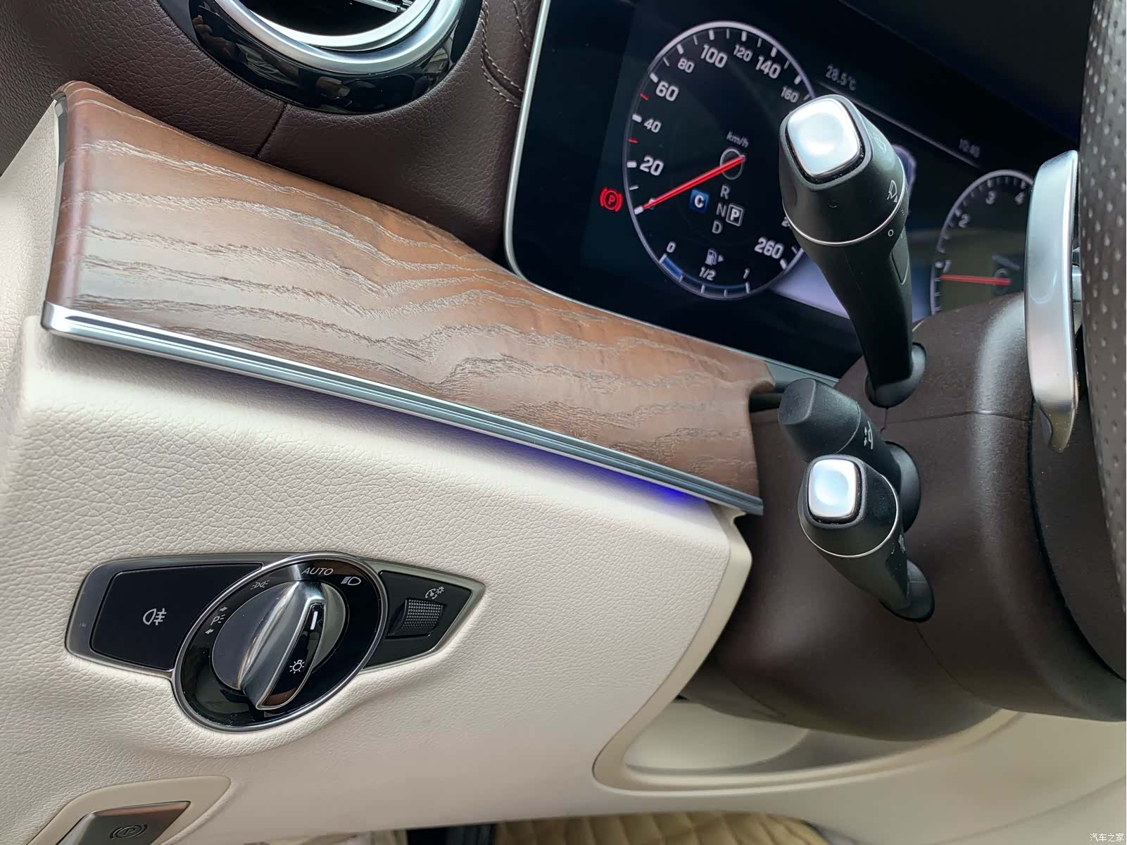 Mercedes-Benz E-Class, 2017 22