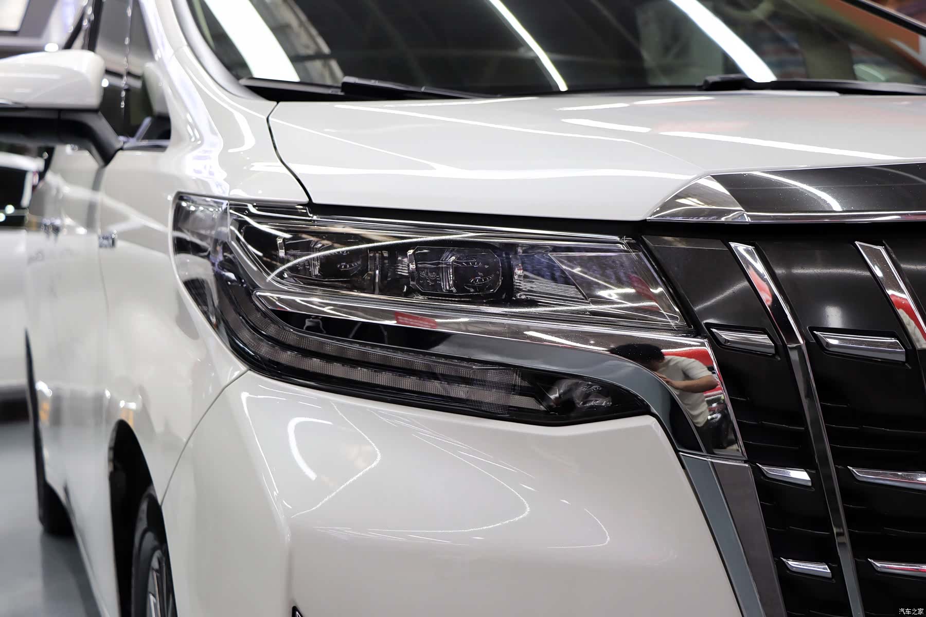 Toyota Alphard, 2020 38